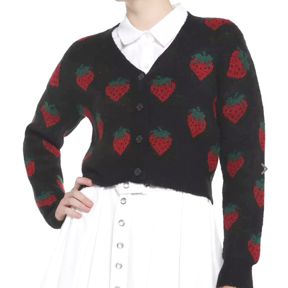 Sweet Society Cropped Cardigan